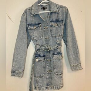 Light wash denim trench with belt